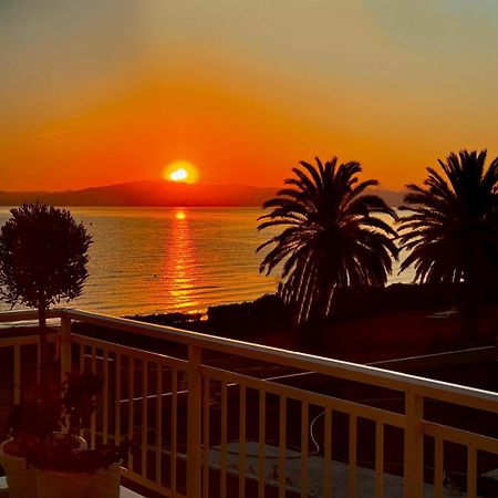 Beach Front Casa Elena ฮานิโอติ ภายนอก รูปภาพ
